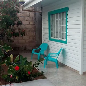 Nativas Miss Flassy Lodge San Andrés